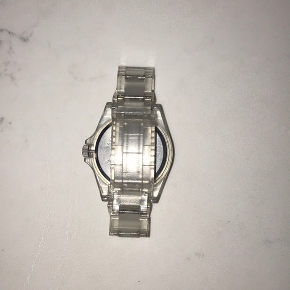 Watch - Picture 2 of 4